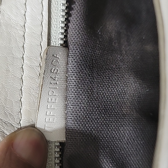 BURBERRY BAG AUTHENTIC VINTAGE EUC - Picture 9 of 11